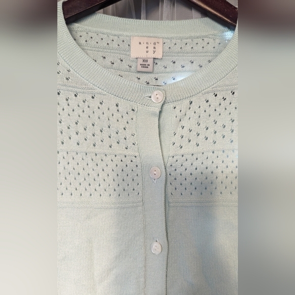A New Day Mint Green Lightweight Pointelle Cardigan Size XSmall - Picture 2 of 3